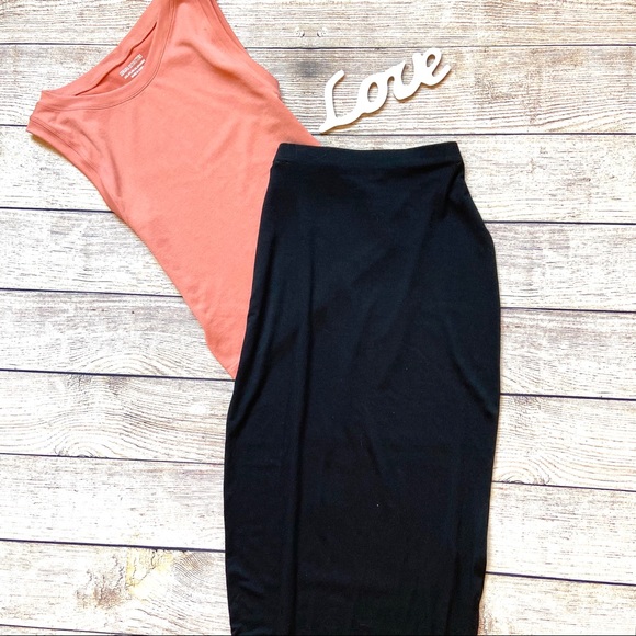 Skirt - Picture 2 of 2